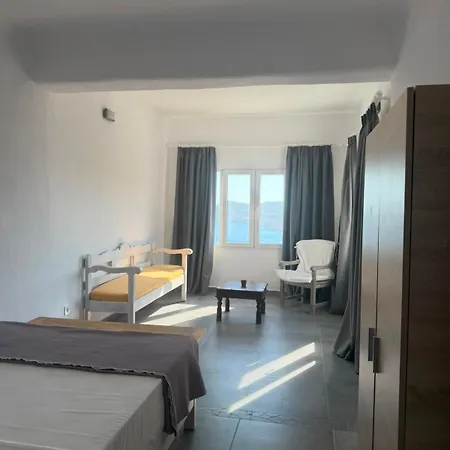 Villa Viktoria In Elia Beach, Mykonos *